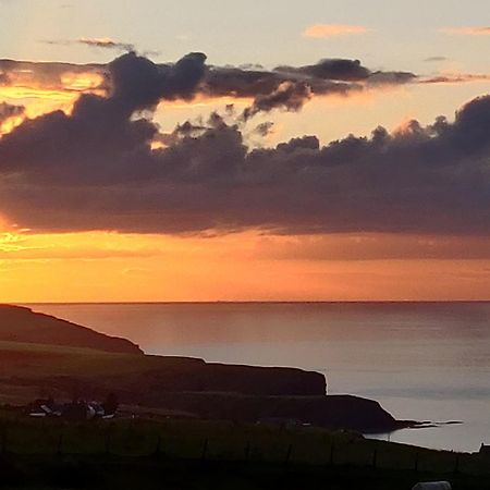 Mains Of Auchmedden Cottage Pennan エクステリア 写真