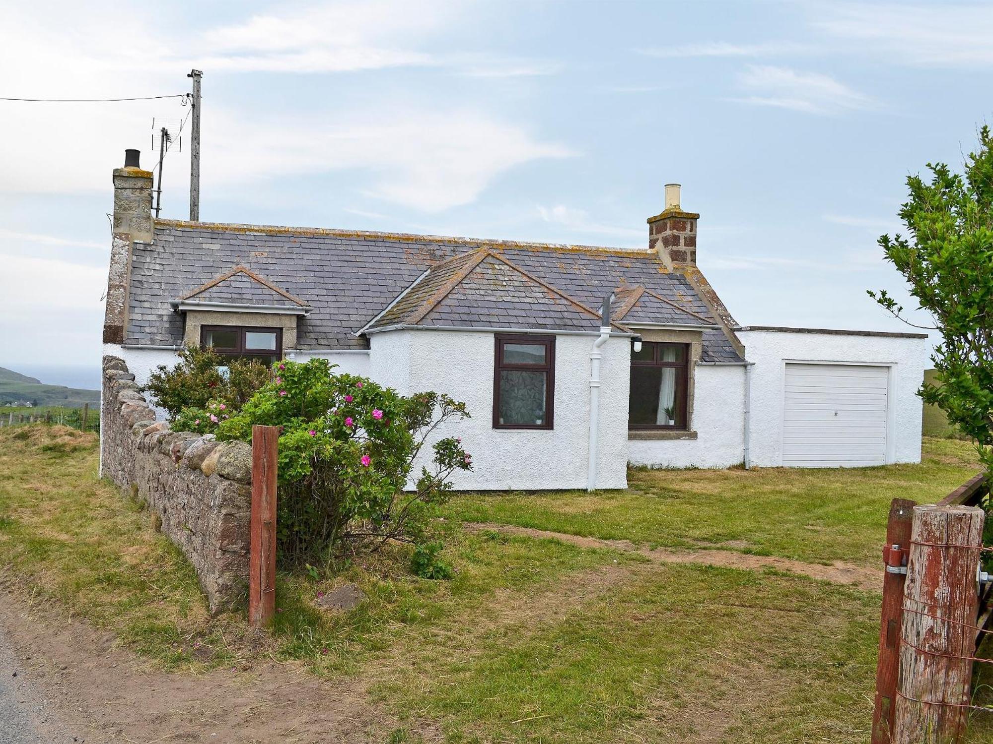 Mains Of Auchmedden Cottage Pennan エクステリア 写真